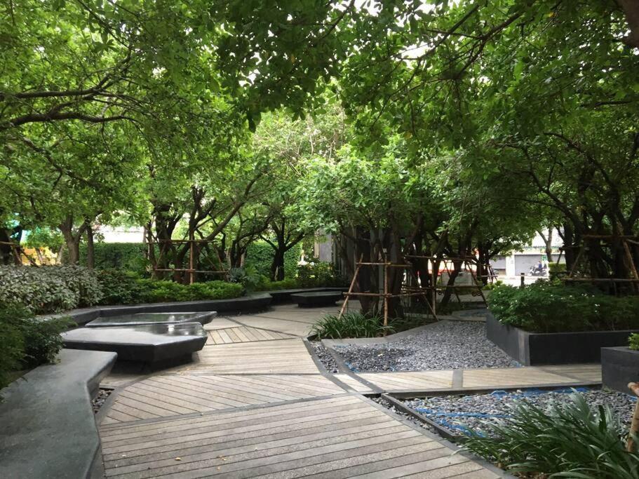 Căn hộ High Rise Luxury 1bed Roof Pool 2 Minmrt Bangkok